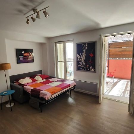 Charmant Appart Studio 30M2 Avec Terrasse 10M2 Vieux Port - Panier - Host Elite Marseille Luaran gambar