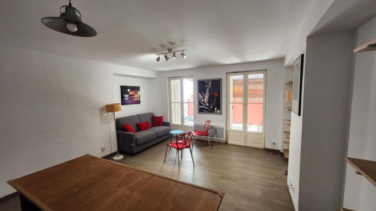 Charmant Appart Studio 30M2 Avec Terrasse 10M2 Vieux Port - Panier - Host Elite Marseille Luaran gambar